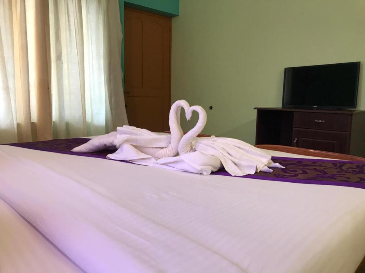 Seawin Beach Resort Varkala Kültér fotó