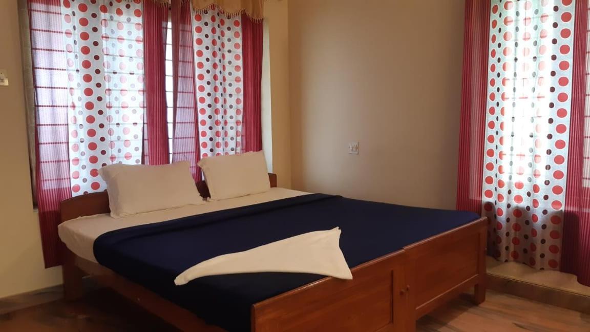 Seawin Beach Resort Varkala Kültér fotó