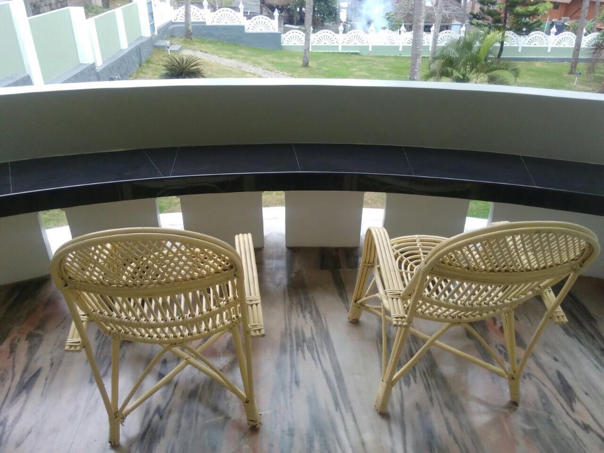 Seawin Beach Resort Varkala Kültér fotó