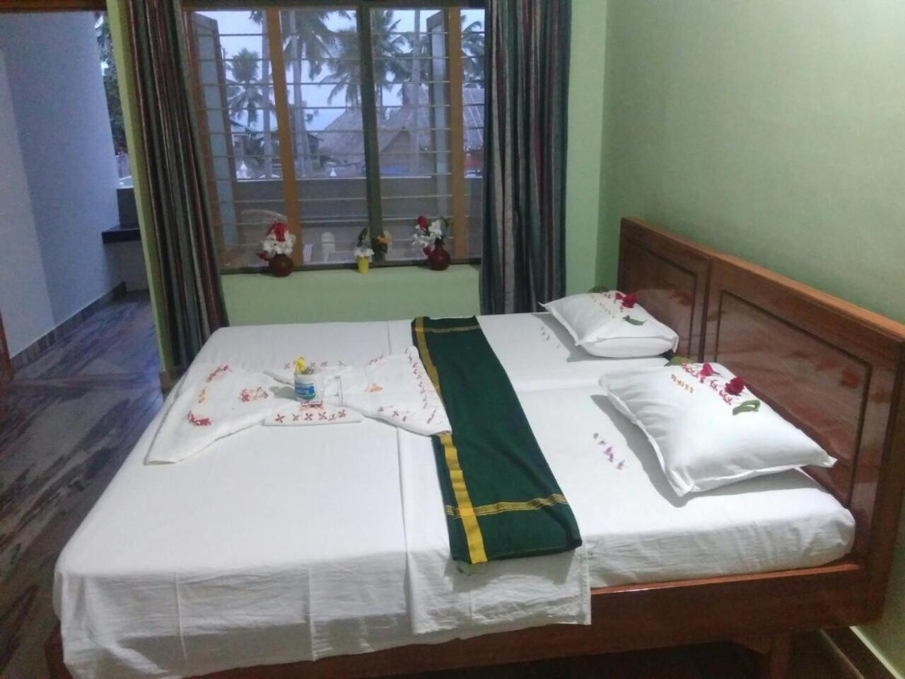 Seawin Beach Resort Varkala Kültér fotó